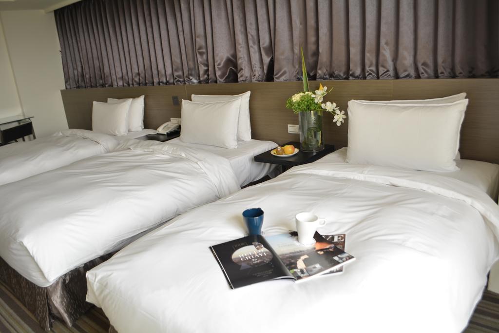 De Reve Express Hotel Kota Chiayi Bagian luar foto