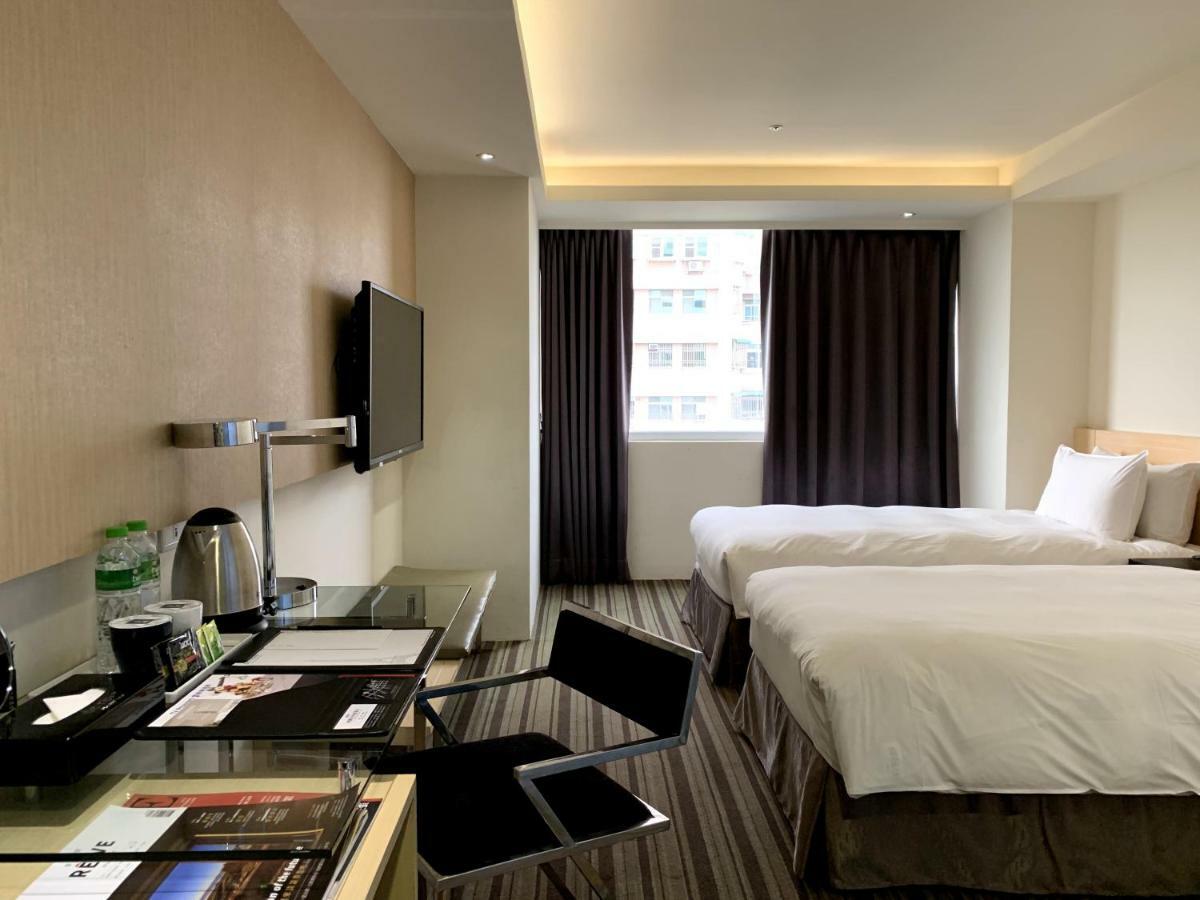 De Reve Express Hotel Kota Chiayi Bagian luar foto