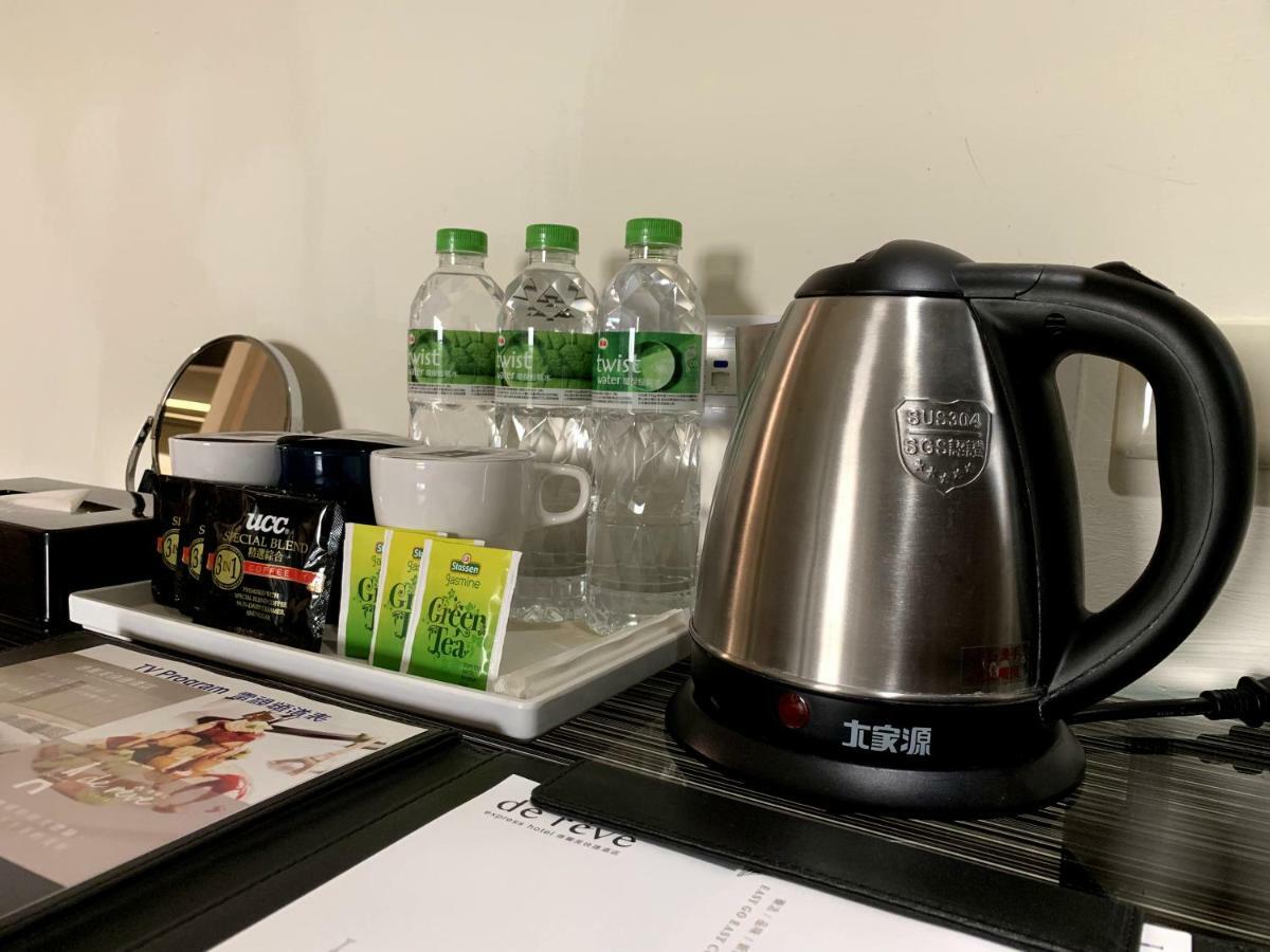 De Reve Express Hotel Kota Chiayi Bagian luar foto