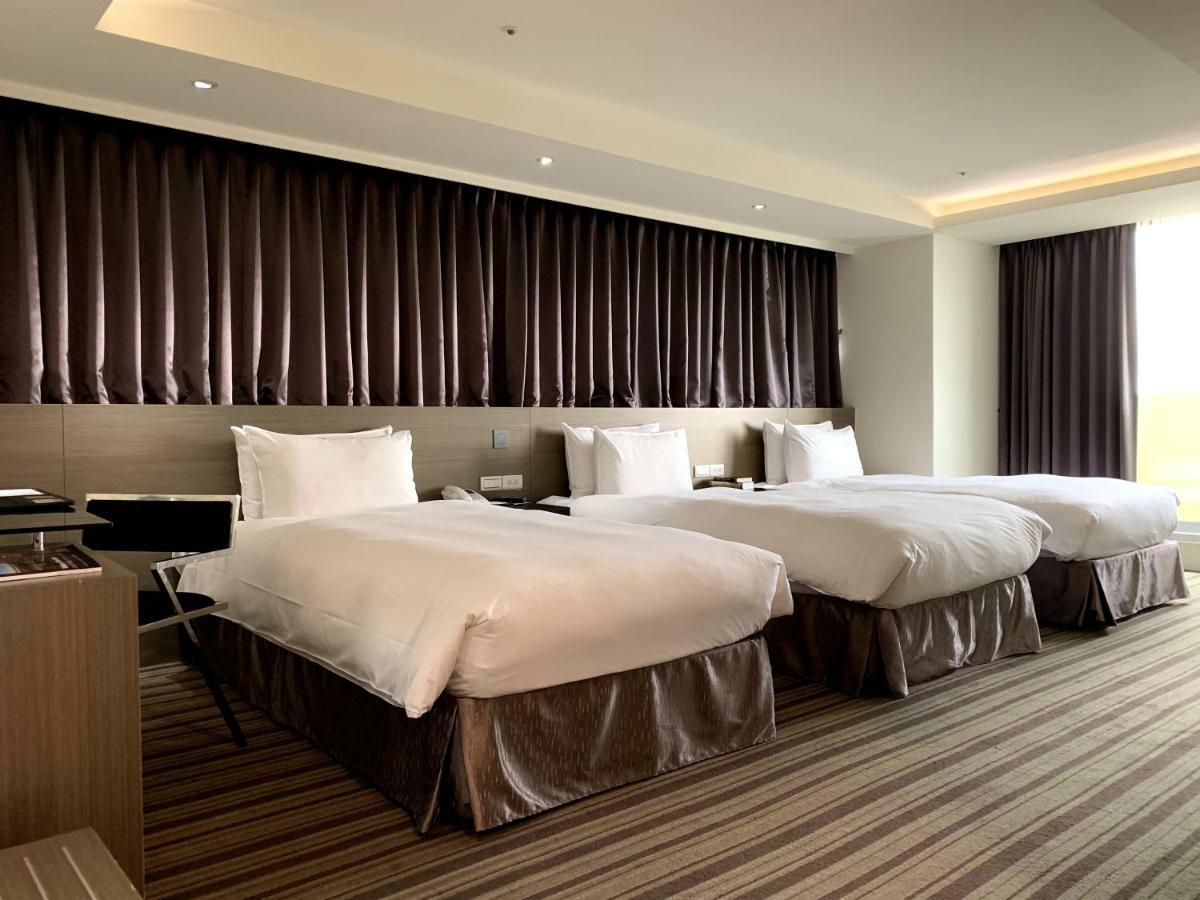 De Reve Express Hotel Kota Chiayi Bagian luar foto